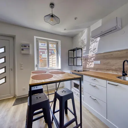 2 Pieces Independant A La Campagne Apartment